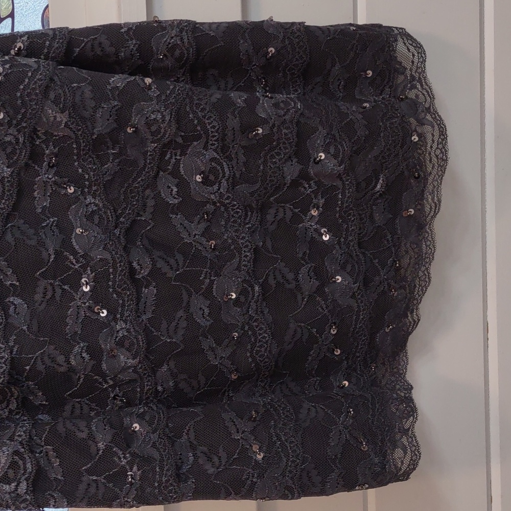 Grey lace dress - Picture 5 of 10